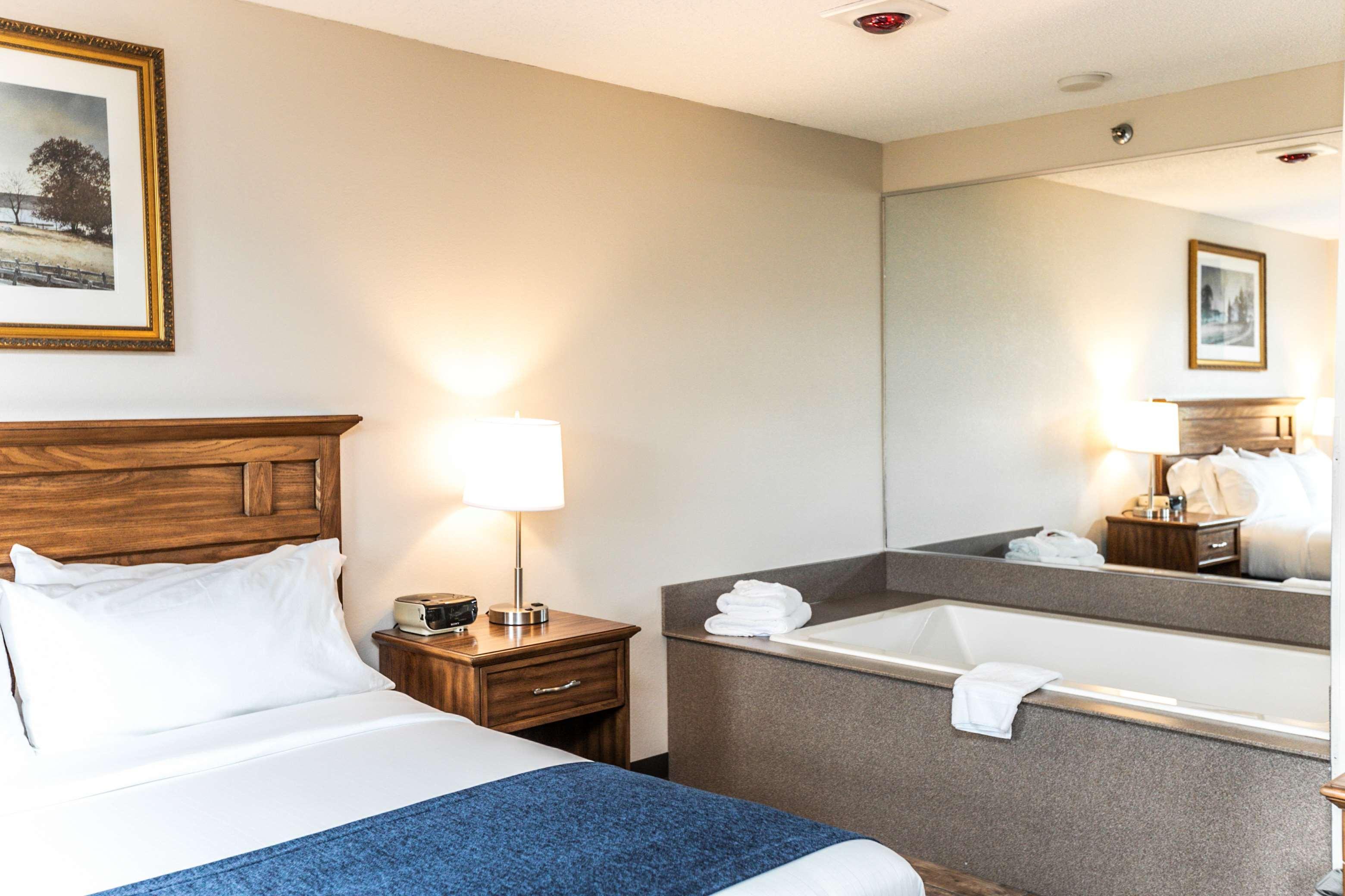 Surestay Plus Hotel By Best Western Elizabethtown Hershey Exterior photo