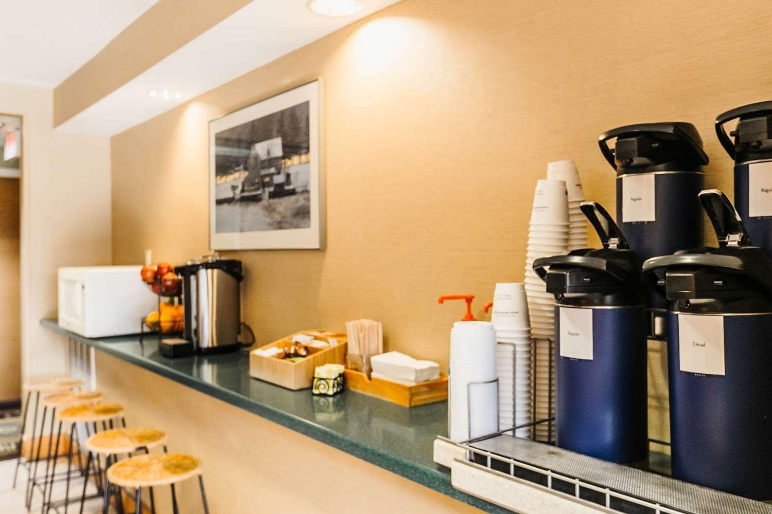Surestay Plus Hotel By Best Western Elizabethtown Hershey Exterior photo