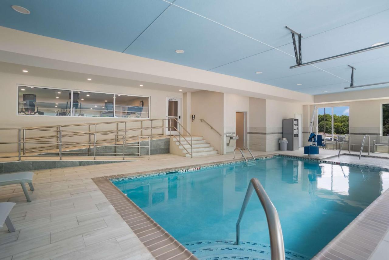 Surestay Plus Hotel By Best Western Elizabethtown Hershey Exterior photo
