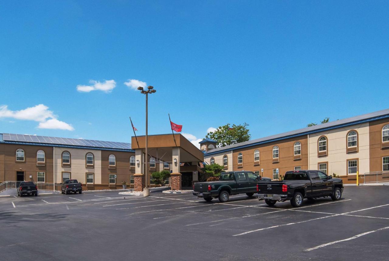 Surestay Plus Hotel By Best Western Elizabethtown Hershey Exterior photo