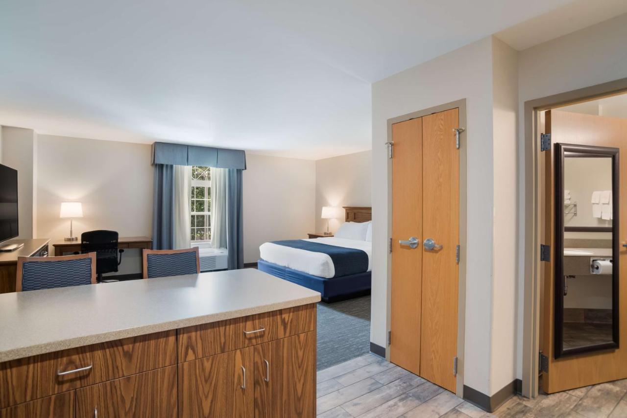 Surestay Plus Hotel By Best Western Elizabethtown Hershey Exterior photo