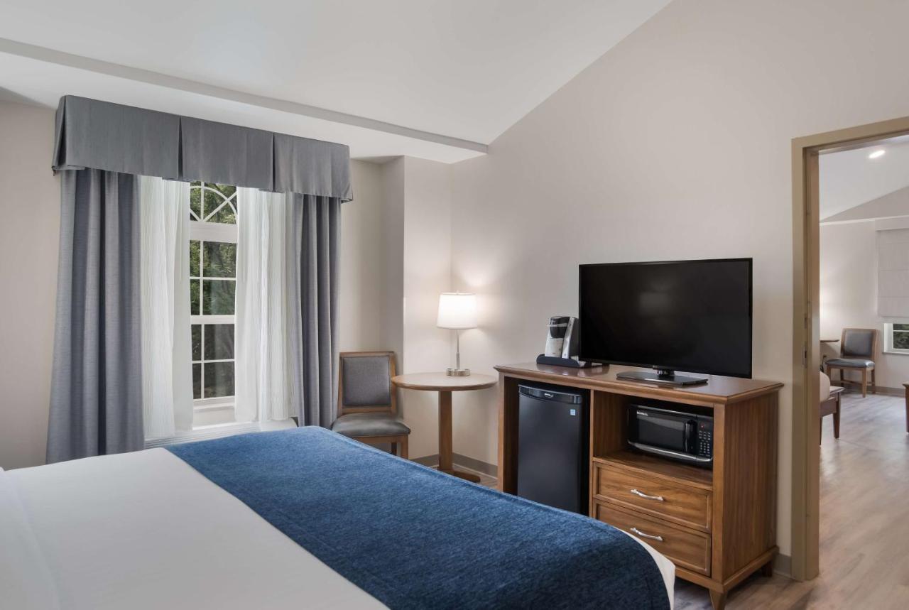 Surestay Plus Hotel By Best Western Elizabethtown Hershey Exterior photo